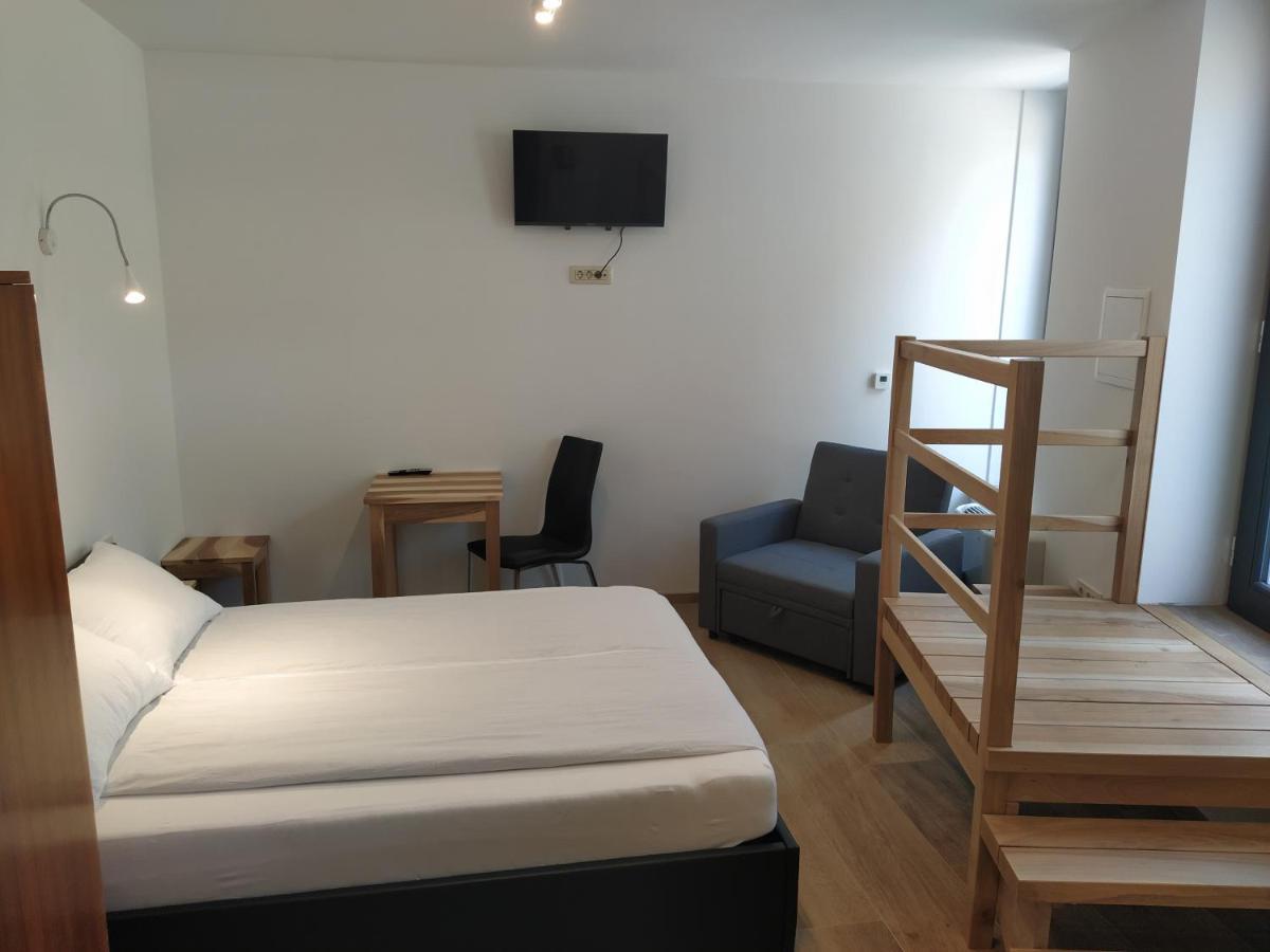 Apartmaji Maln Dolenjske Toplice Kültér fotó